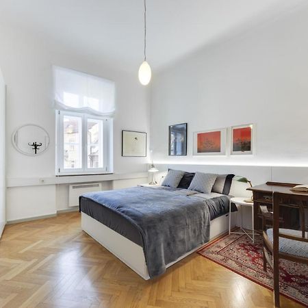City Center Apartment With Parking Laibach Exterior foto
