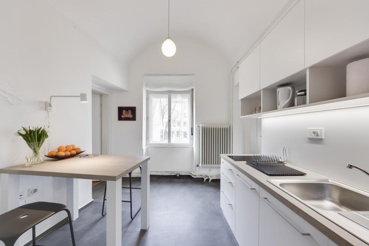 City Center Apartment With Parking Laibach Exterior foto